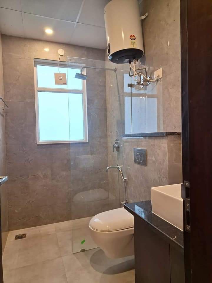 Fully Furnished 2BHK Apartment for Rent | Mahagun Mezzaria, Sector-78, Noida
