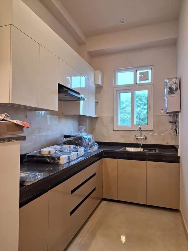 Fully Furnished 2BHK Apartment for Rent | Mahagun Mezzaria, Sector-78, Noida