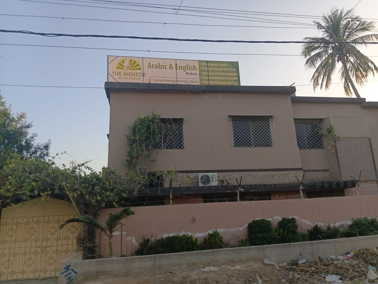 The Mentor Grooming Character photo