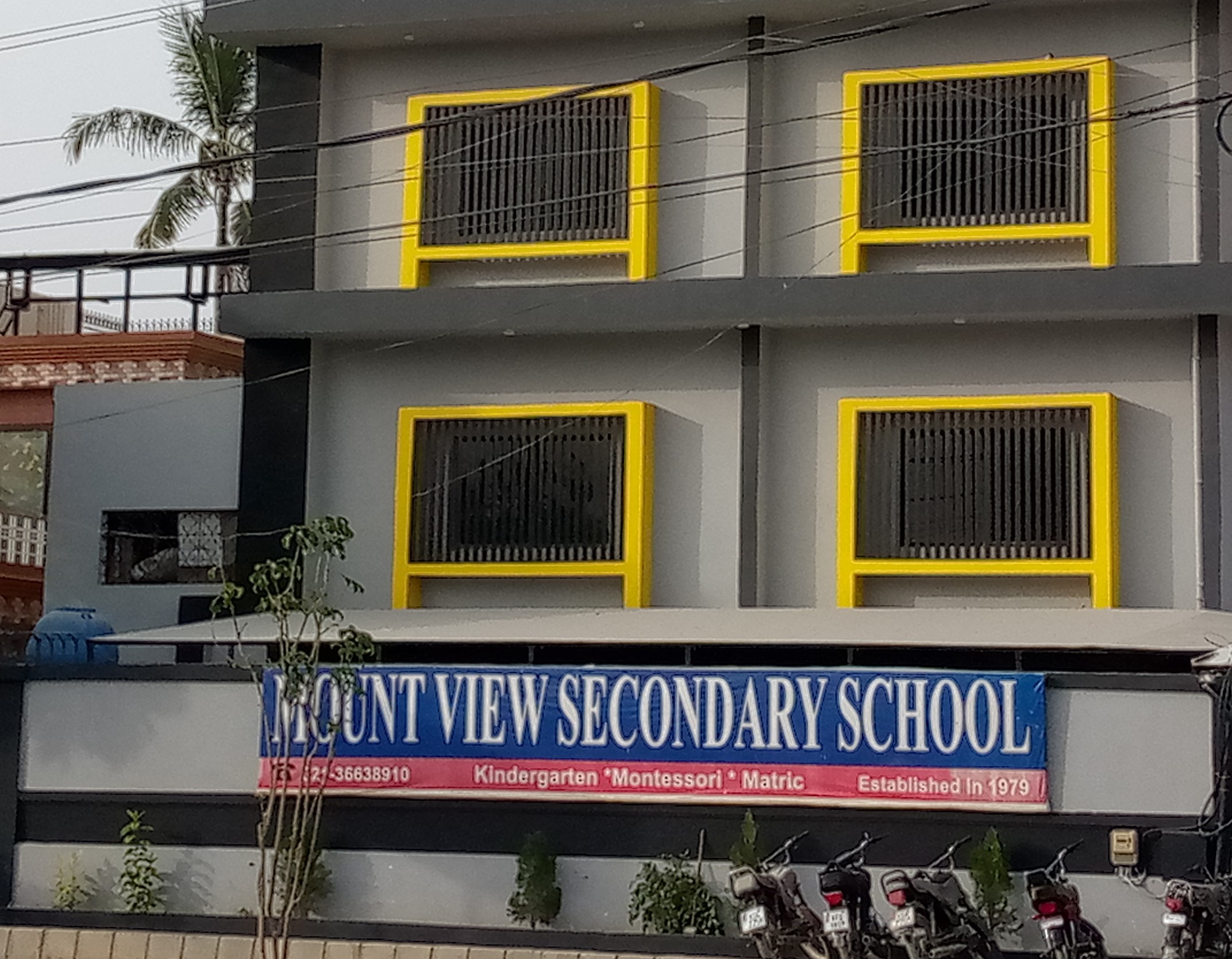 Mount View Secondary School photo