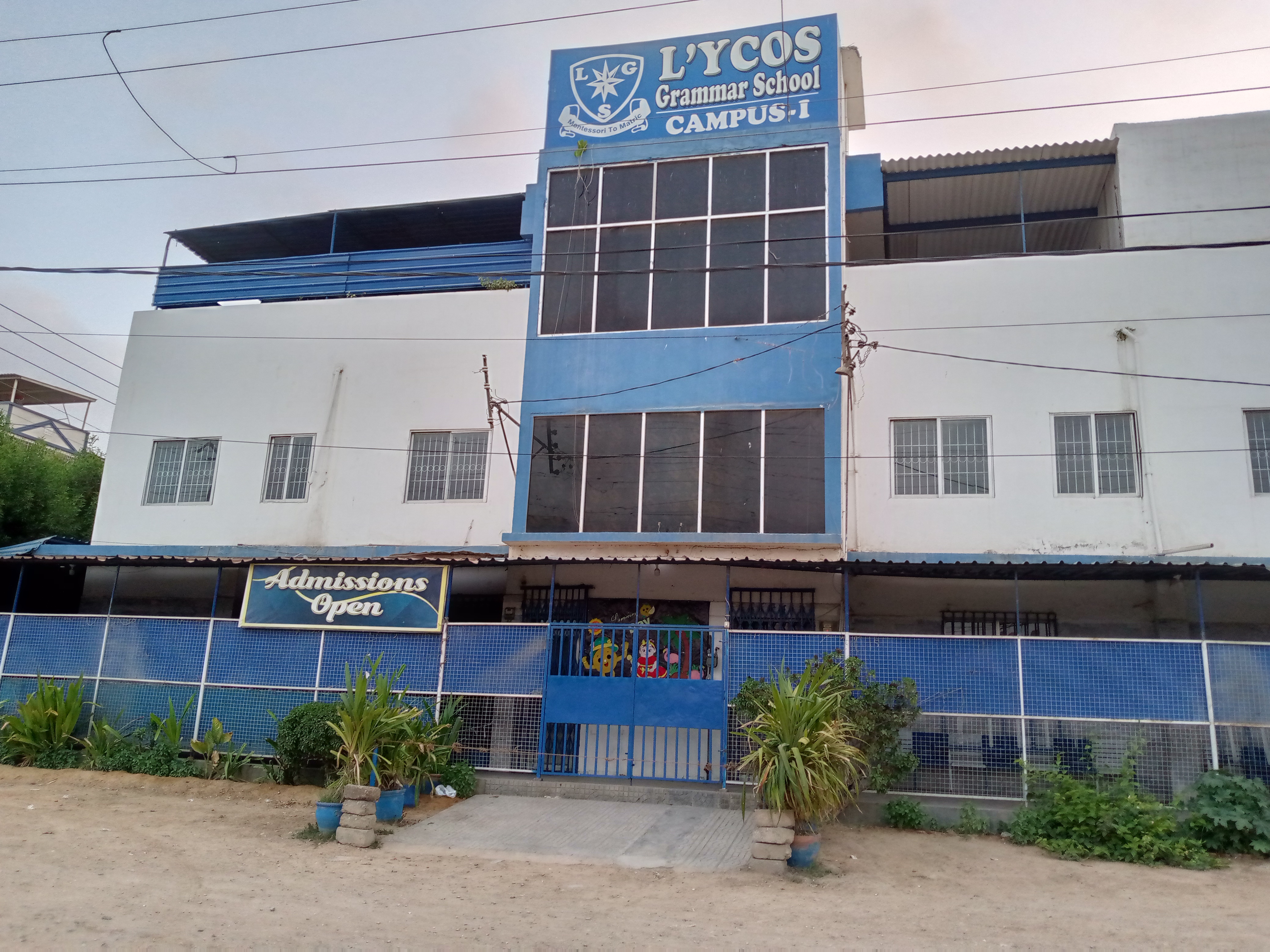 Lycos Grammar School photo