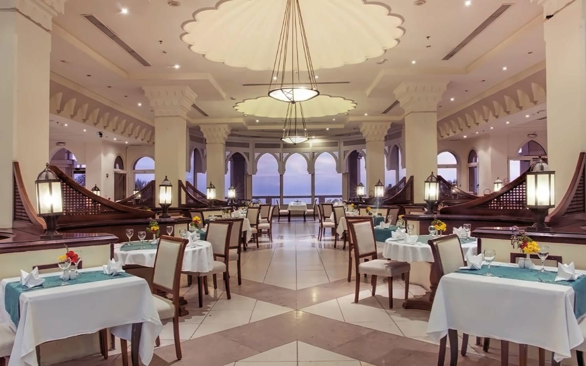 Continental Plaza Beach & Aqua Park Resort