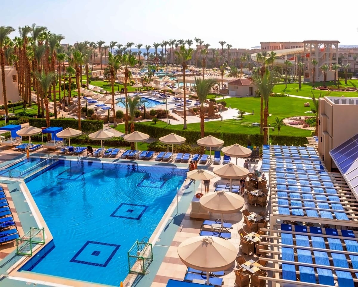 Beach Albatros Resort