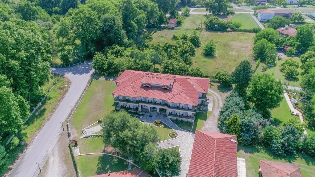Sintrivanis Beach Studios & Apts