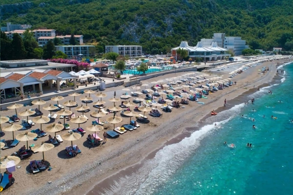 Pearl Beach Hotel