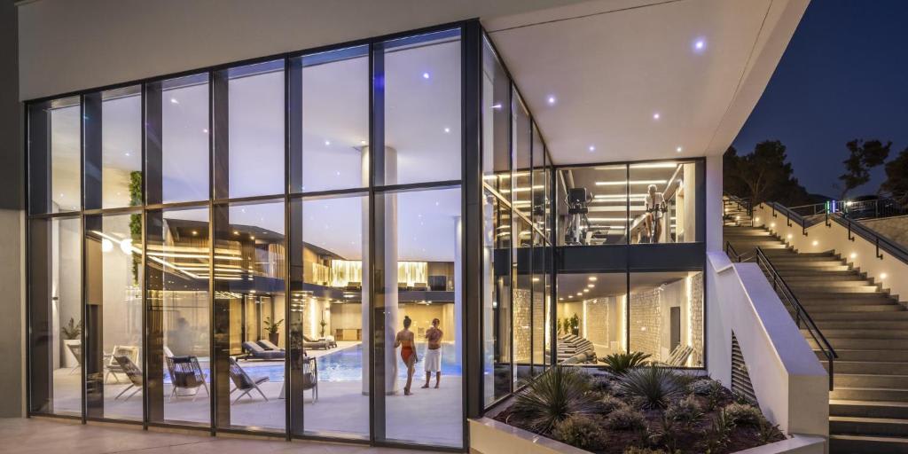 Aminess Khalani Beach Hotel