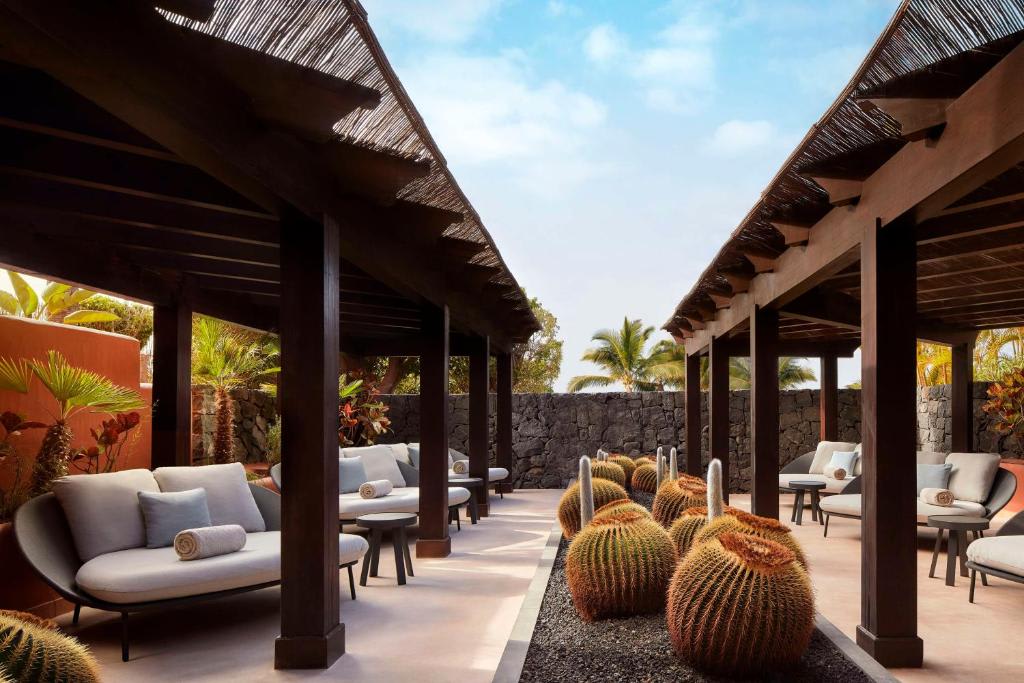 Tivoli La Caleta Tenerife Resort