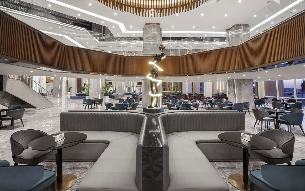 V Hotel 