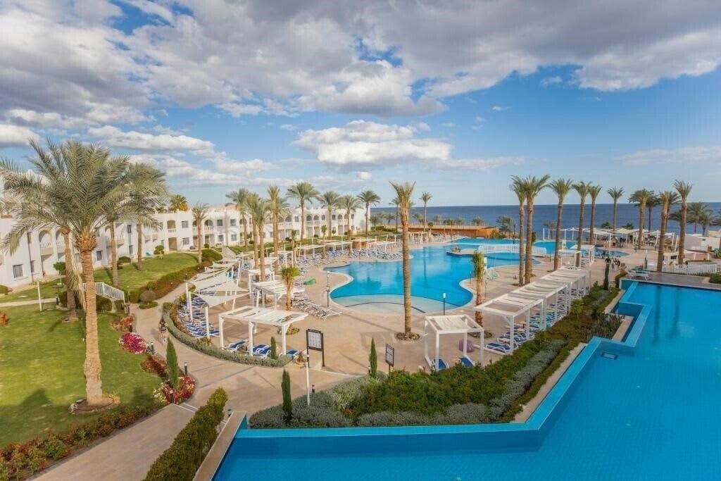 Sunrise Diamond Beach Resort