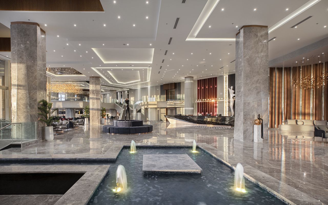 V Hotel 