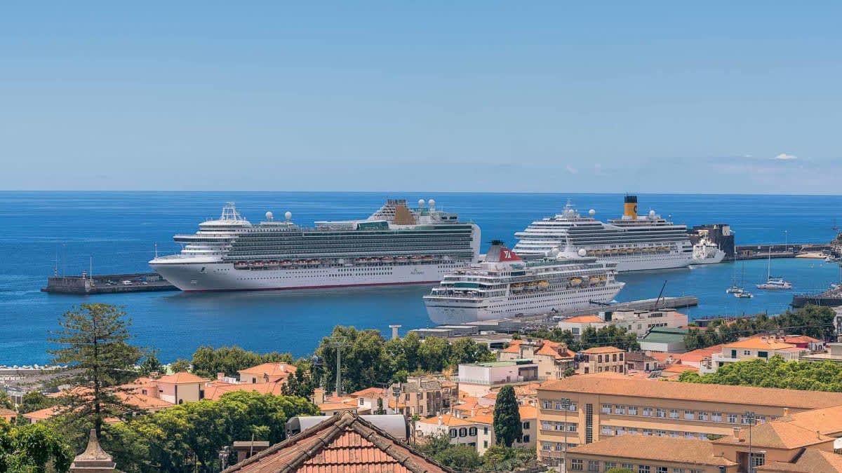 Тенерифе Мадейра Касабланка Барселона