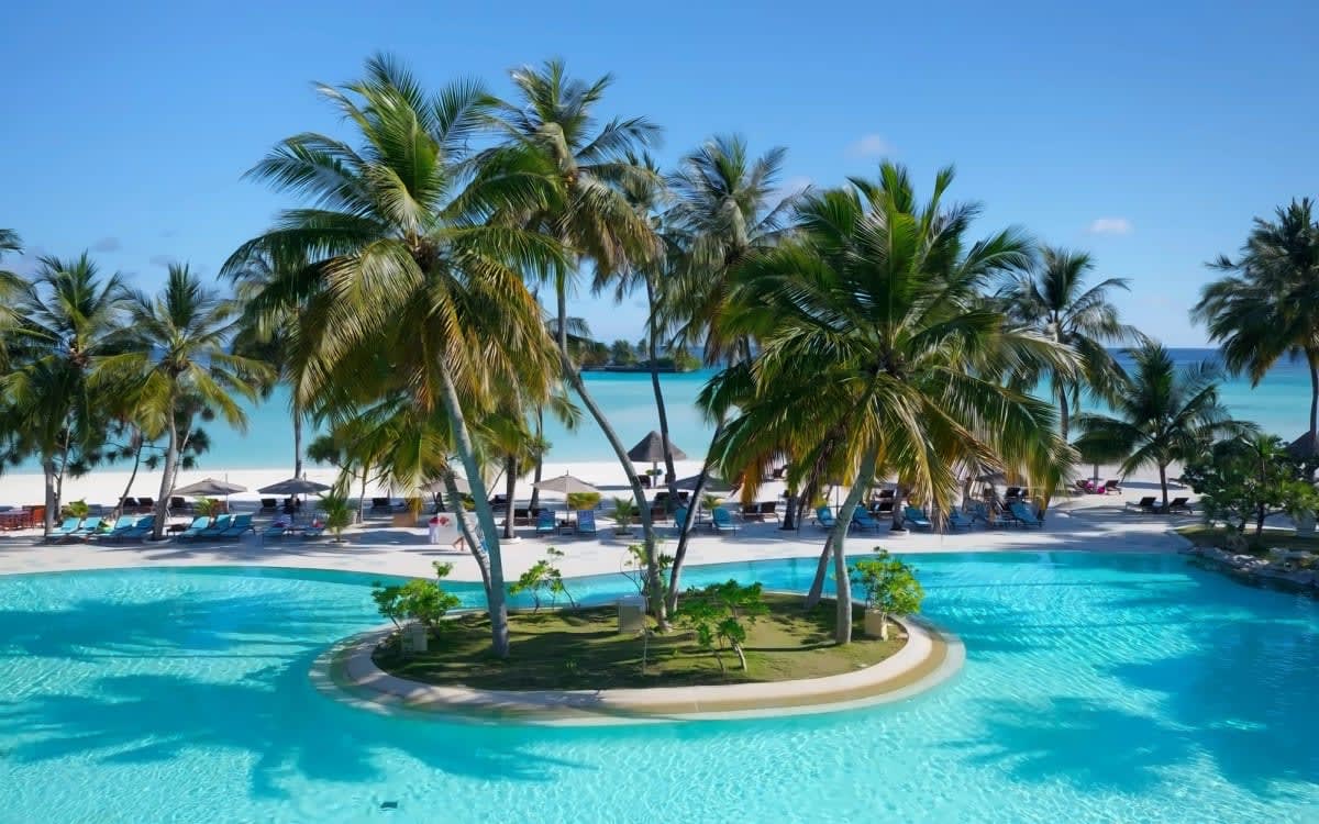 Villa Park Sun Island Resort 