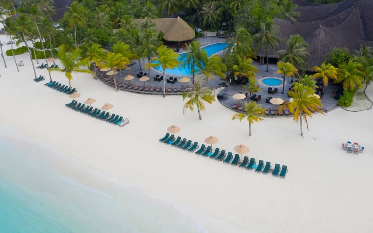 Kuredu Island Resort & Spa 