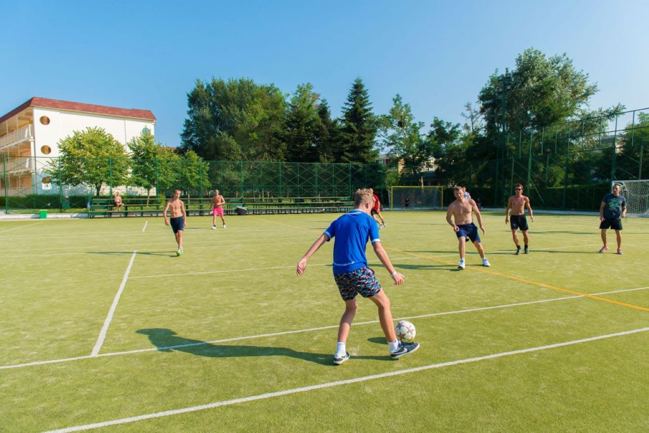 Dit Evrika Beach Club