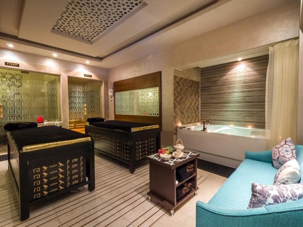 Sunny Days El Palacio Resort & Spa