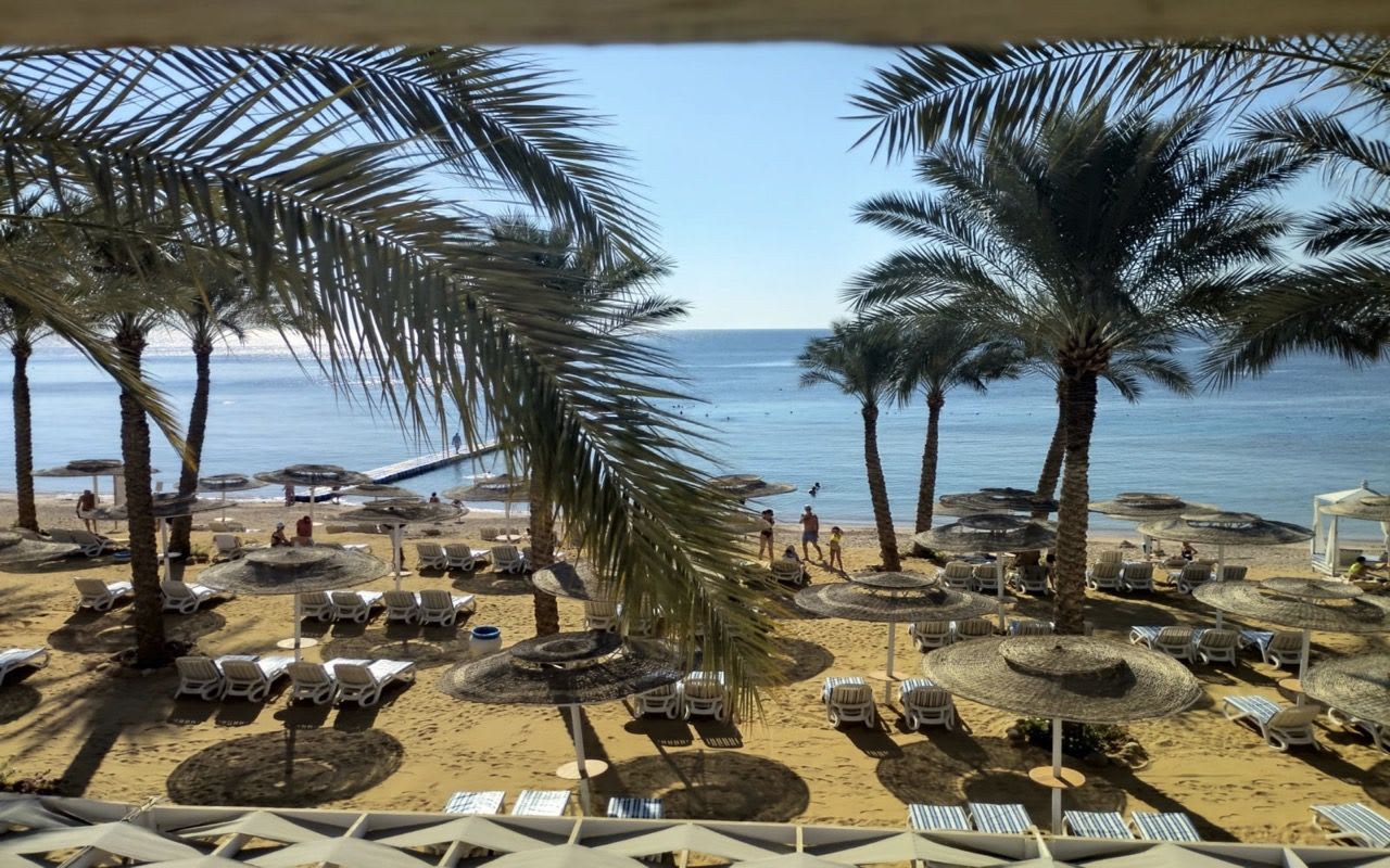 Continental Plaza Beach & Aqua Park Resort