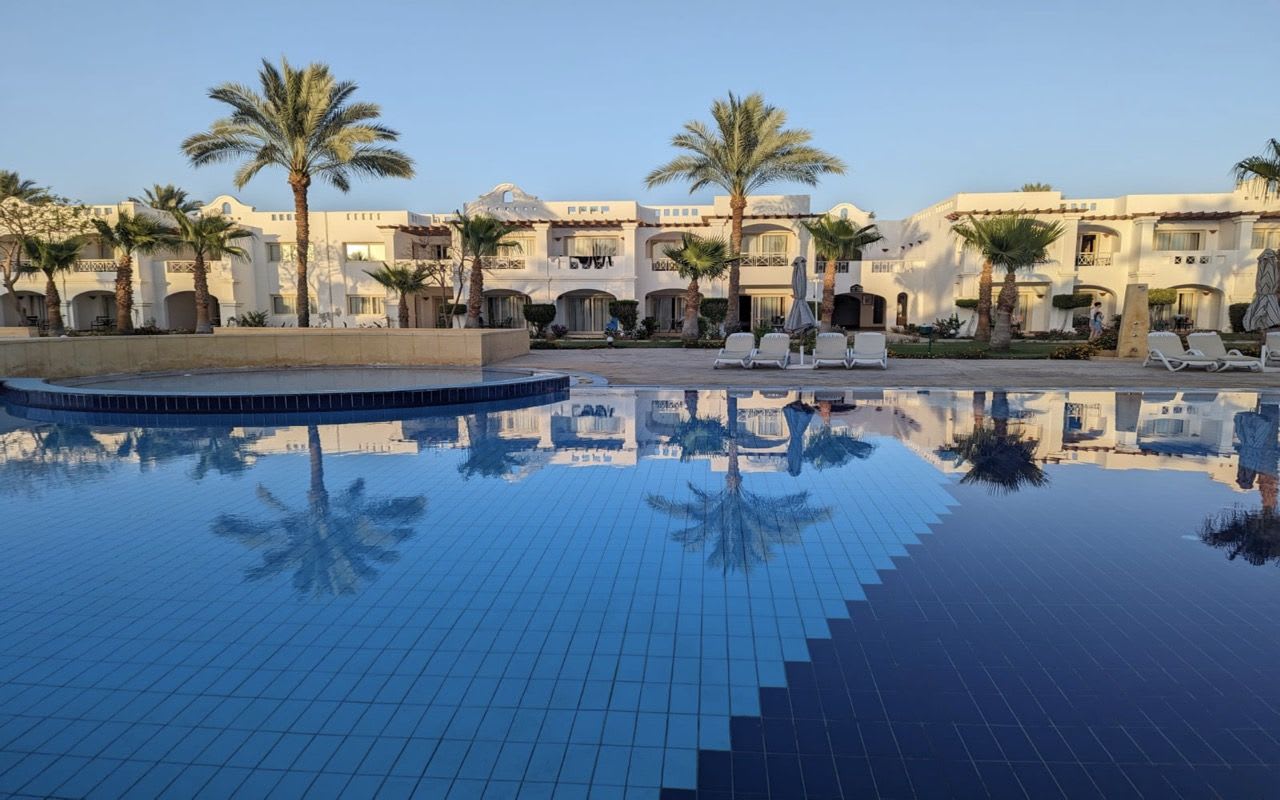 Continental Plaza Beach & Aqua Park Resort