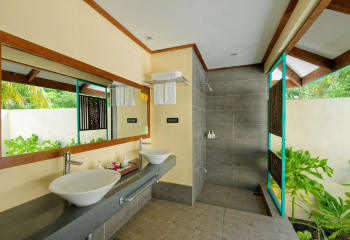 Фото Sunset Beach Villa
