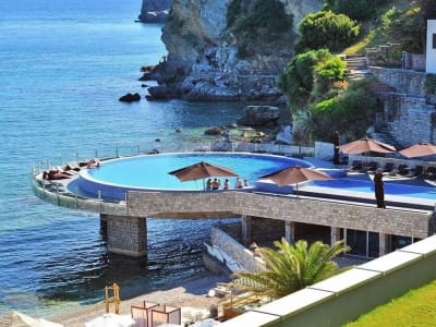 Avala Resort & Villas