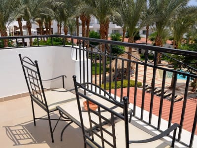 Фото Superior Garden / Pool View Room 