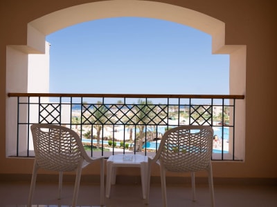 Фото Deluxe Room PV/GV/SV