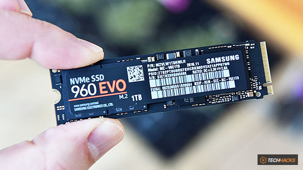 Ổ SSD là gì? Có những loại SSD nào?