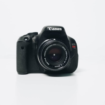 Canon EOS R8 Mirrorless Camera