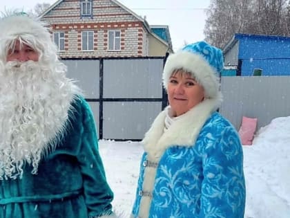 Утернясский сельский клуб присоединилась к акции «Корзина радости» и подарила новогоднее настроение деткам.