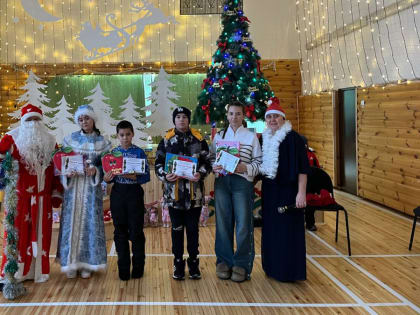 Кыш бабай күчтәнәчләре