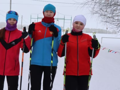 Новогодние каникулы в Нурлате: Всей семьей на лыжню!