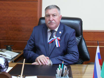 Поздравление Главы Лениногорского района, мэра города Лениногорск Рягата Хусаинова