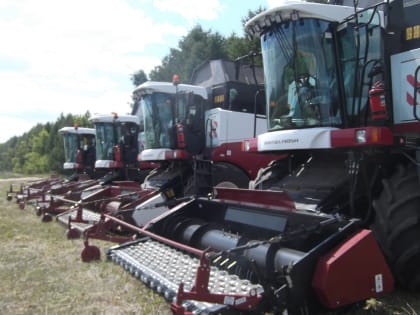 В хозяйствах района состоится ГТО зерноуборочных комбайнов.