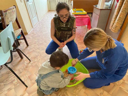 Специалисты центра «Чудо-Дети» провели курс интенсивной реабилитации для детей из Лисичанска