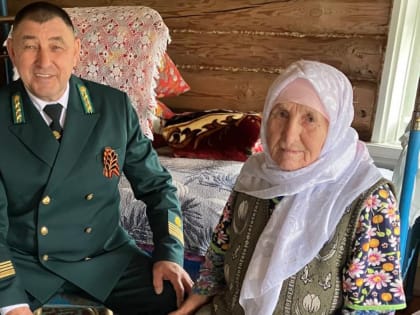 Руководители Сабинского Лесхоза поздравили ветеранов ВОВ и тружеников тыла с праздником – Днем Победы.