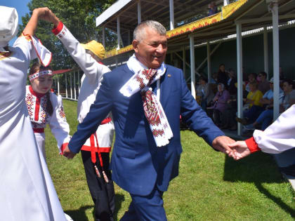 Сегодня на центральном майдане состоялся яркий и красочный праздник чувашской культуры – «УЯВ»