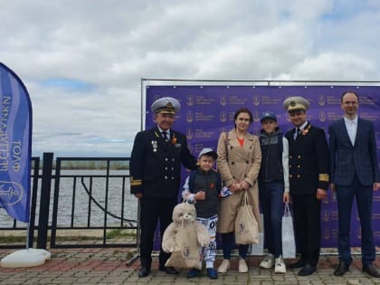 Семья Низамутдиновых приняла участие в открытии речной навигации