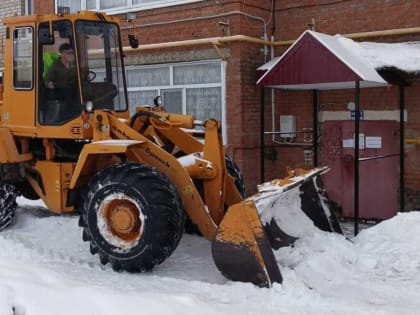 Работы по уборке снега