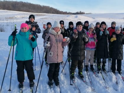 5 января 2025 года в рамках Декады спорта  тренер – преподаватель Регина Ишкельдина провела веселые старты