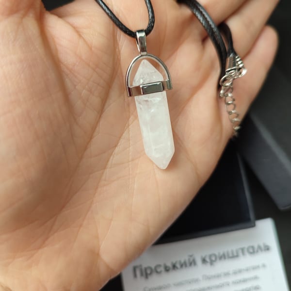 Кулон гірський кришталь (натуральний камінь) шестикутник на шнурку 65 см, у подарунковій коробочці з вкладишем