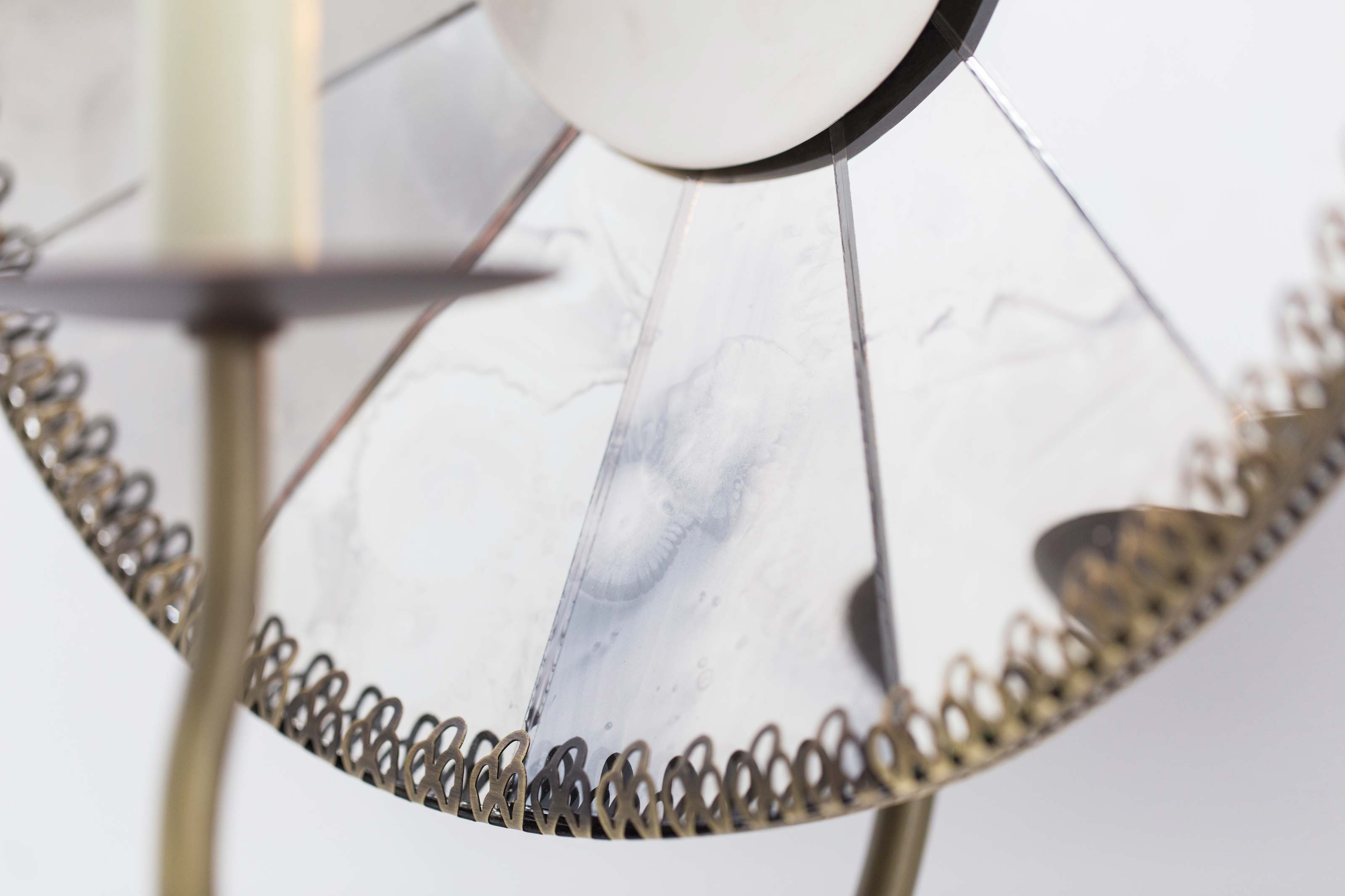 Sample: Antique Mirror on Clear, , additional image number 0