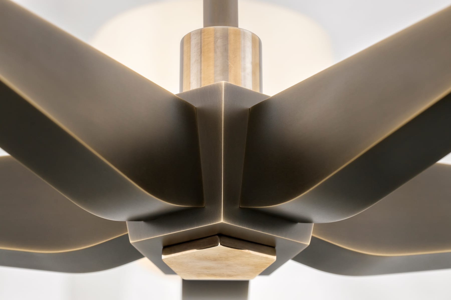 Dauphine Hang Regular, , additional image number 0