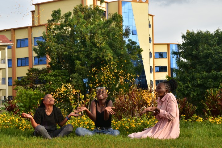 Capturing the essence of beauty in ordinary moments