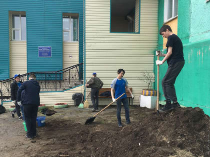 «Молодёжный десант» пришёл в библиотеку