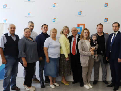 В Общественной палате Красноярского края подписан ряд соглашений о взаимодействии с представителями региональных отделений политических партий и общественных организаций