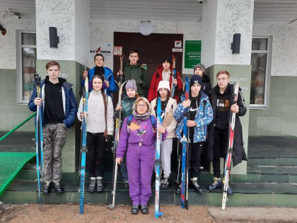 В Овсянке провели Лыжный поход в память о воинах- сибиряках