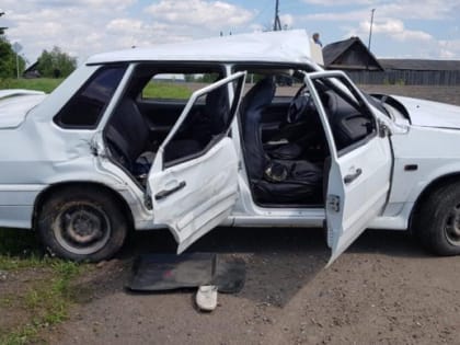 Мальчик погиб в аварии по дороге в Красноярск