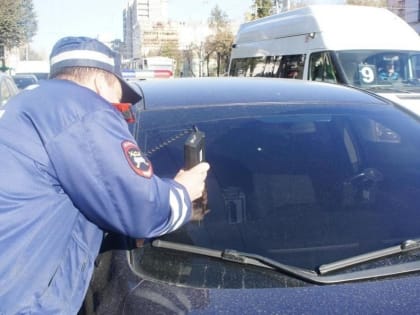 Штрафы за тонировку стекол автомобиля предложили отменить