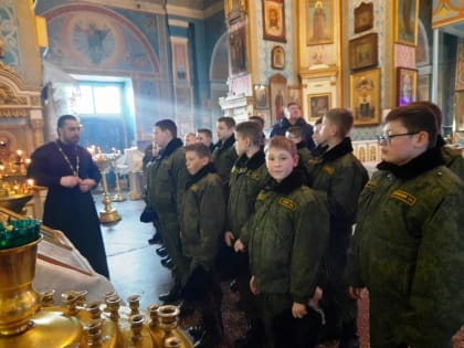 Паломничество по святым местам Ачинска совершили воспитанники Ачинского Кадетского корпуса