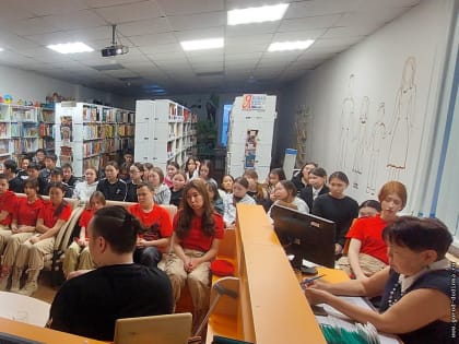 Школьники Дудинки встретились с участником СВО