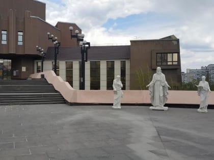 Красноярские католики ждут скульптуры Христа и апостолов